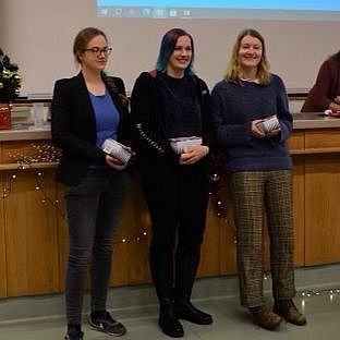 Nina wins Poster prize